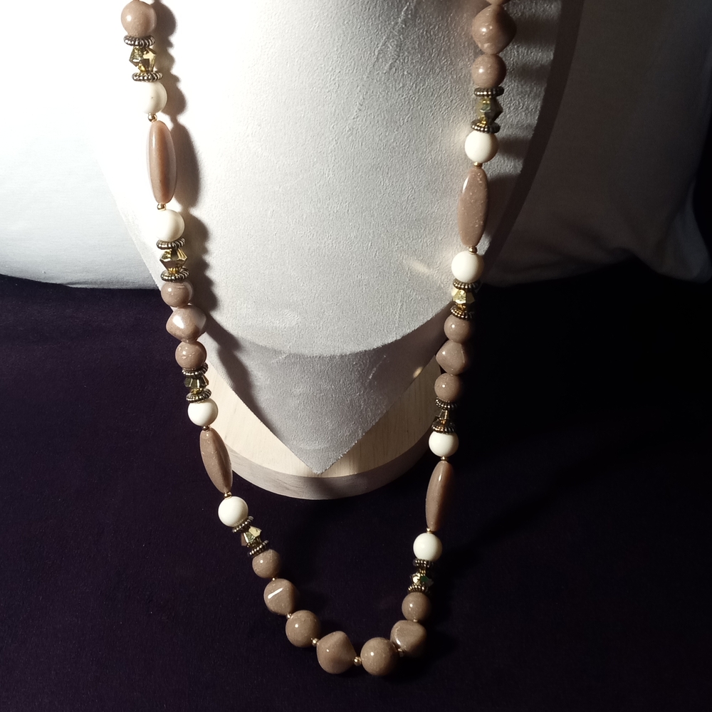 Vintage Brown and White Beaded Necklace